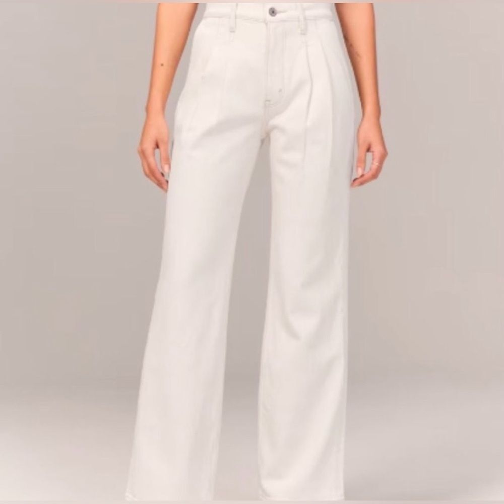 Abercrombie & Fitch Women's 90s Relaxed Jean High Rise in Off-White SZ 24 00